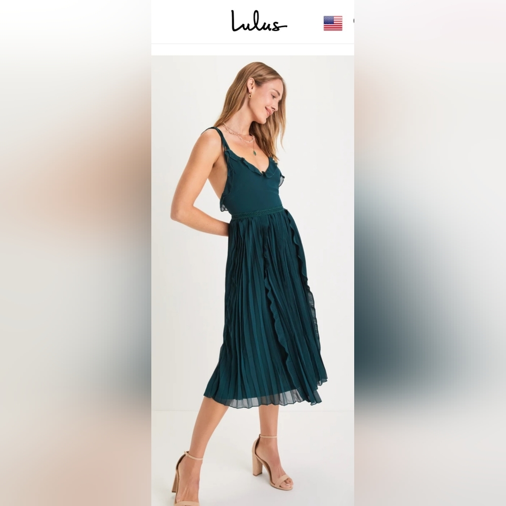 Pleaded tie-strap midi dress/ Emerald green